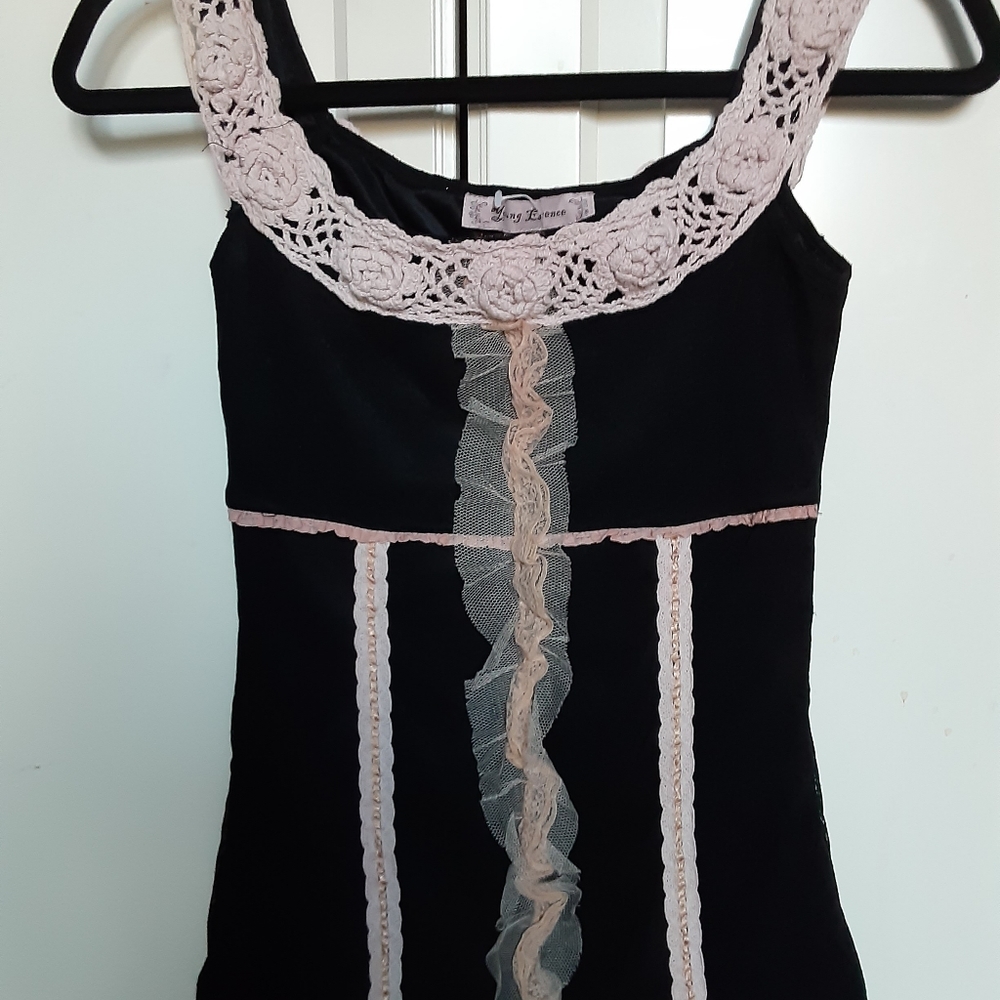 Women's tops